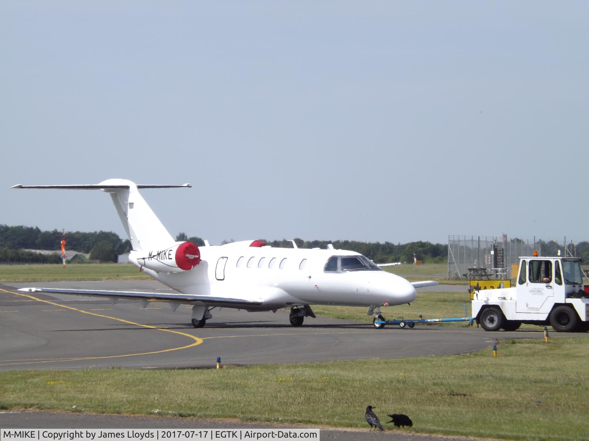 M-MIKE, 2016 Cessna 525C CitationJet CJ4 CitationJet CJ4 C/N 525C-0241, Being taken into hanger 14 at Oxford Airport.