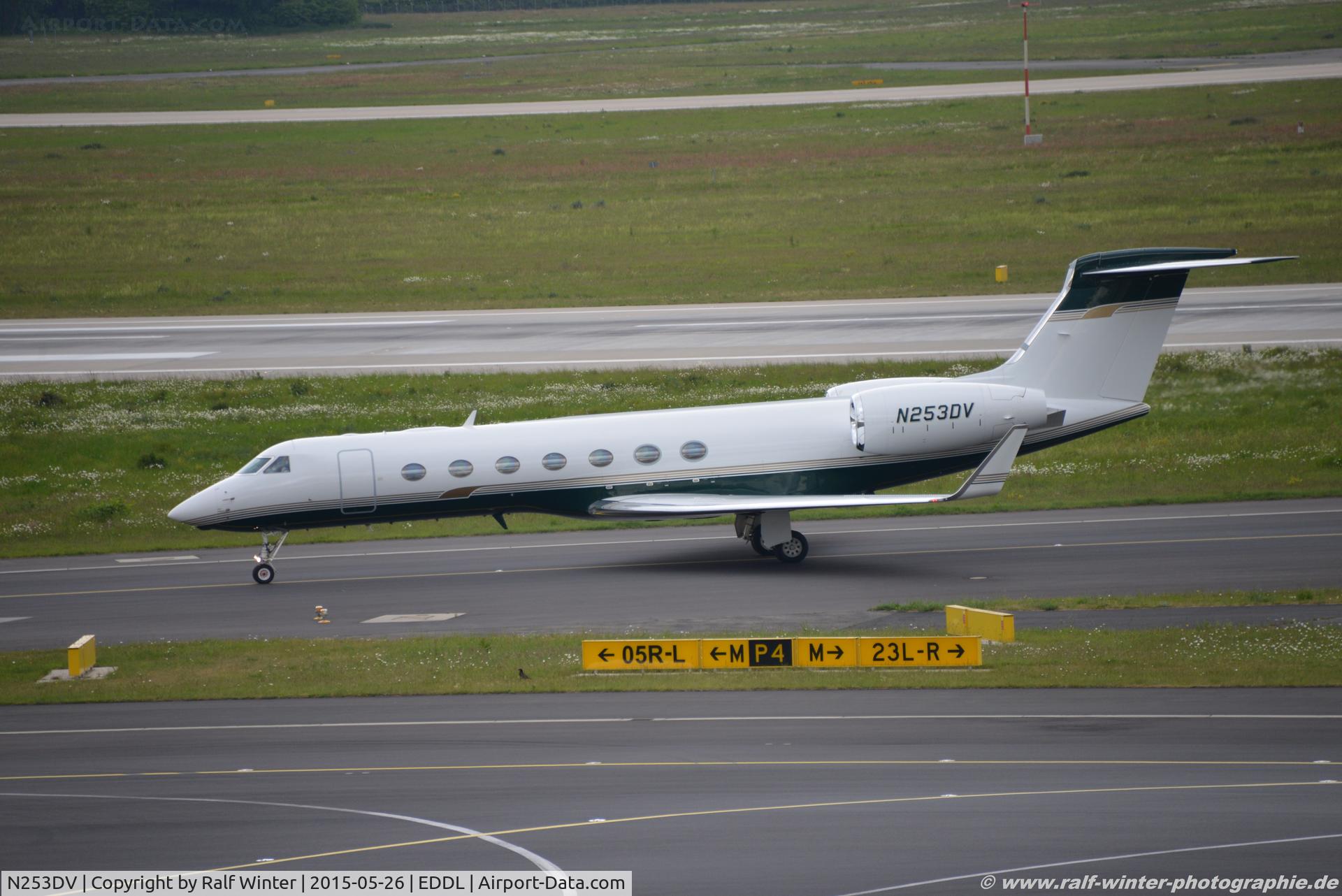 N253DV, Gulfstream Aerospace GV-SP (G550) C/N 5257, Gulfstream G550 GV-SP - G550 Aviatio Grand Rapids - 5257 - N253DV - 26.05.2015 - DUS