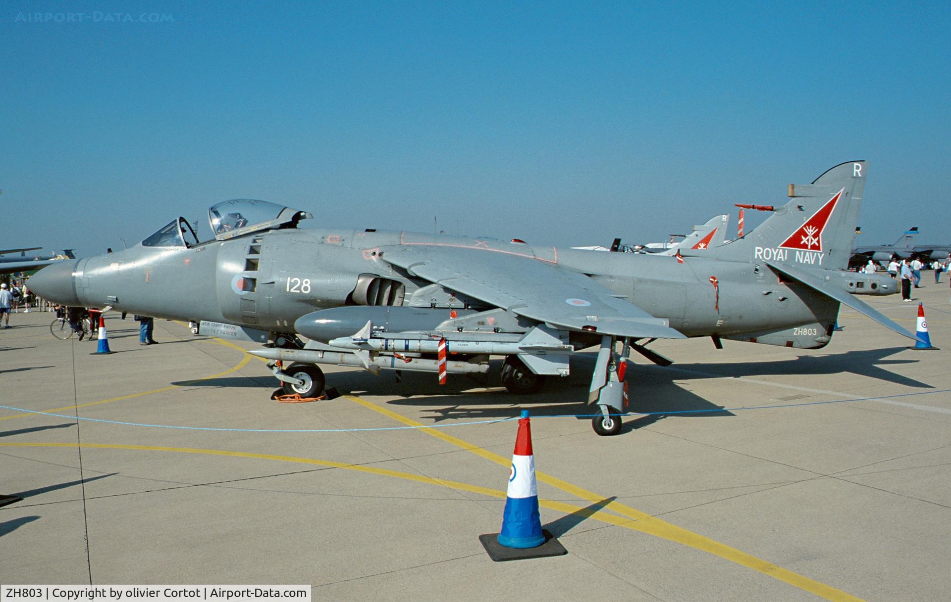 ZH803, 1996 British Aerospace Sea Harrier F/A.2 C/N NB08, RIAT 2001
