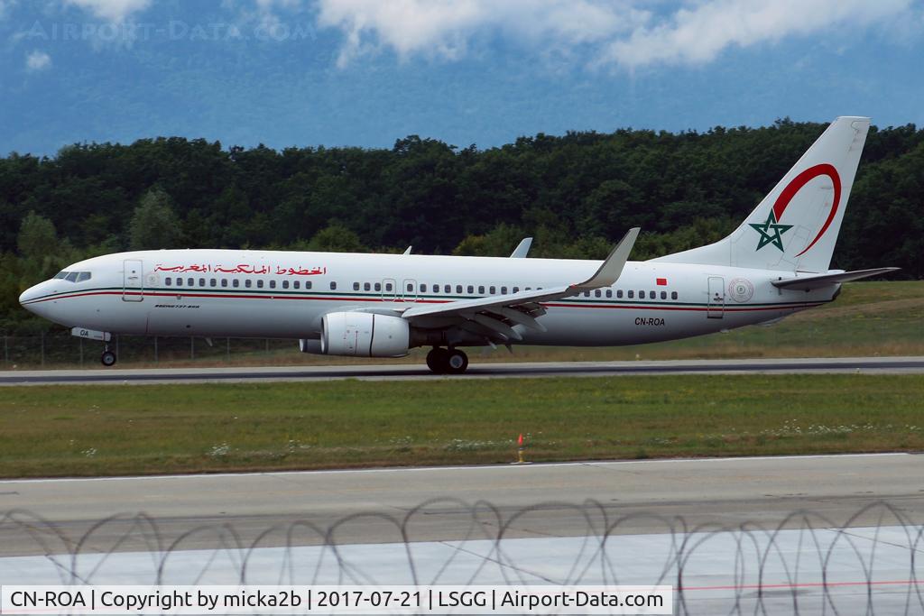CN-ROA, 2004 Boeing 737-8B6 C/N 33059, Landing