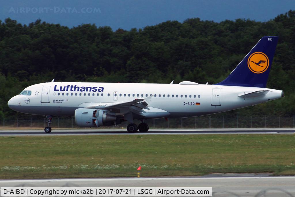 D-AIBD, 2010 Airbus A319-112 C/N 4455, Landing