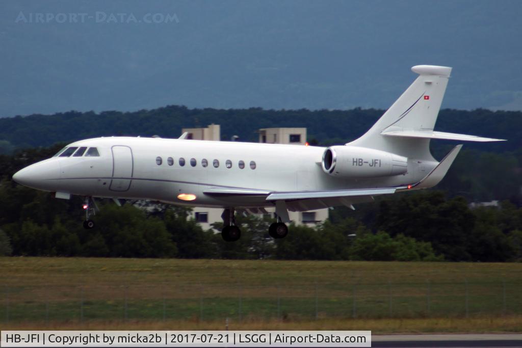 HB-JFI, 2012 Dassault Falcon 2000LX C/N 256, Landing