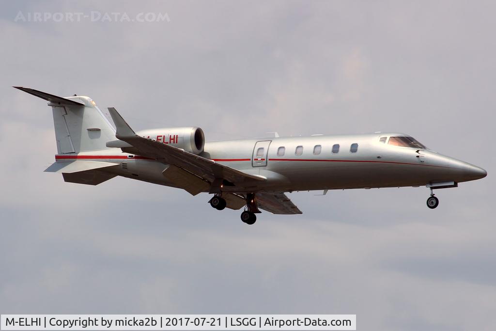 M-ELHI, 2009 Learjet 60 C/N 60-373, Landing