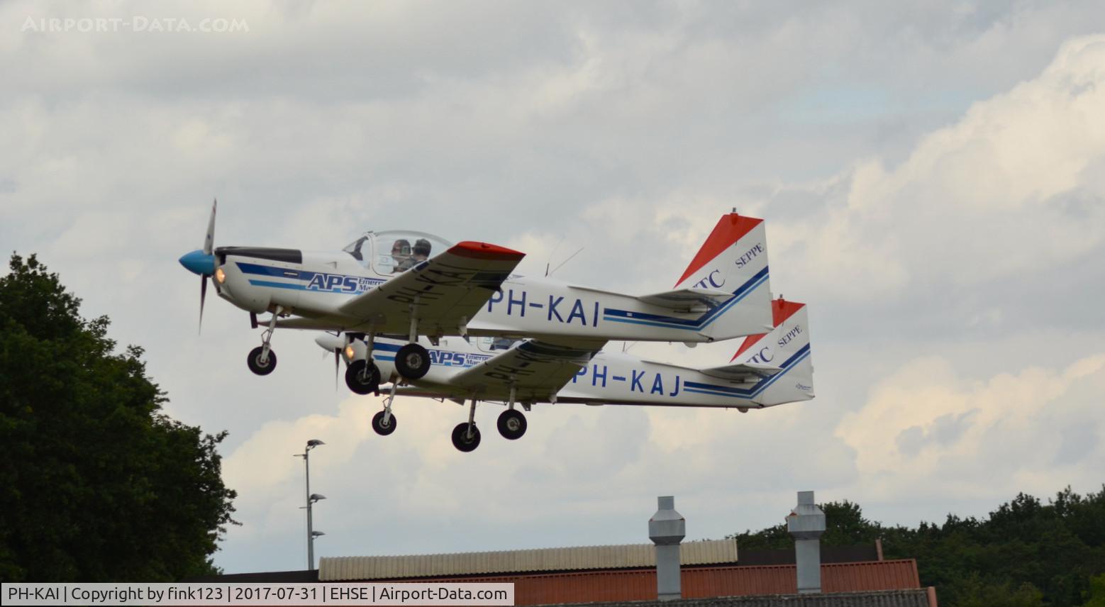 PH-KAI, Slingsby T-67M-200 Firefly C/N 2038, FORMATION AT SEPPE