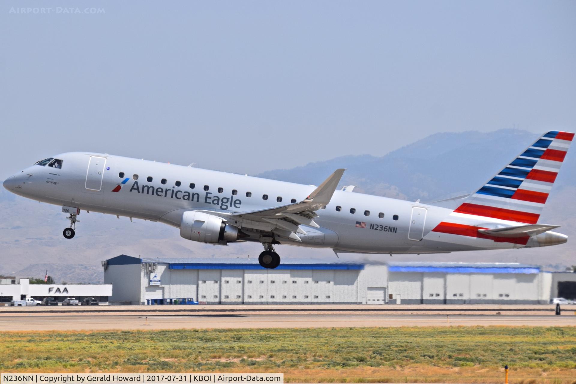 N236NN, 2016 Embraer 175LR (ERJ-170-200LR) C/N 17000572, Take off from RWY 28L.