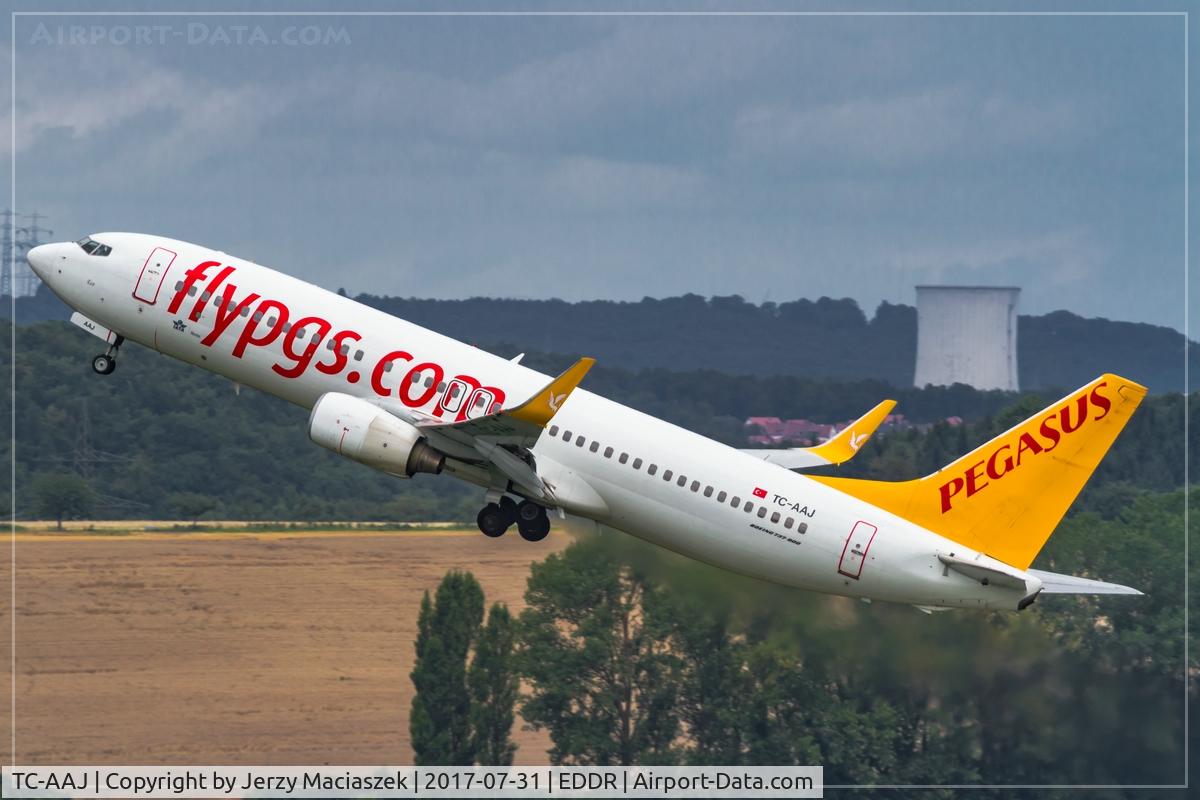 TC-AAJ, 2009 Boeing 737-82R C/N 35702, Boeing 737-82R,
