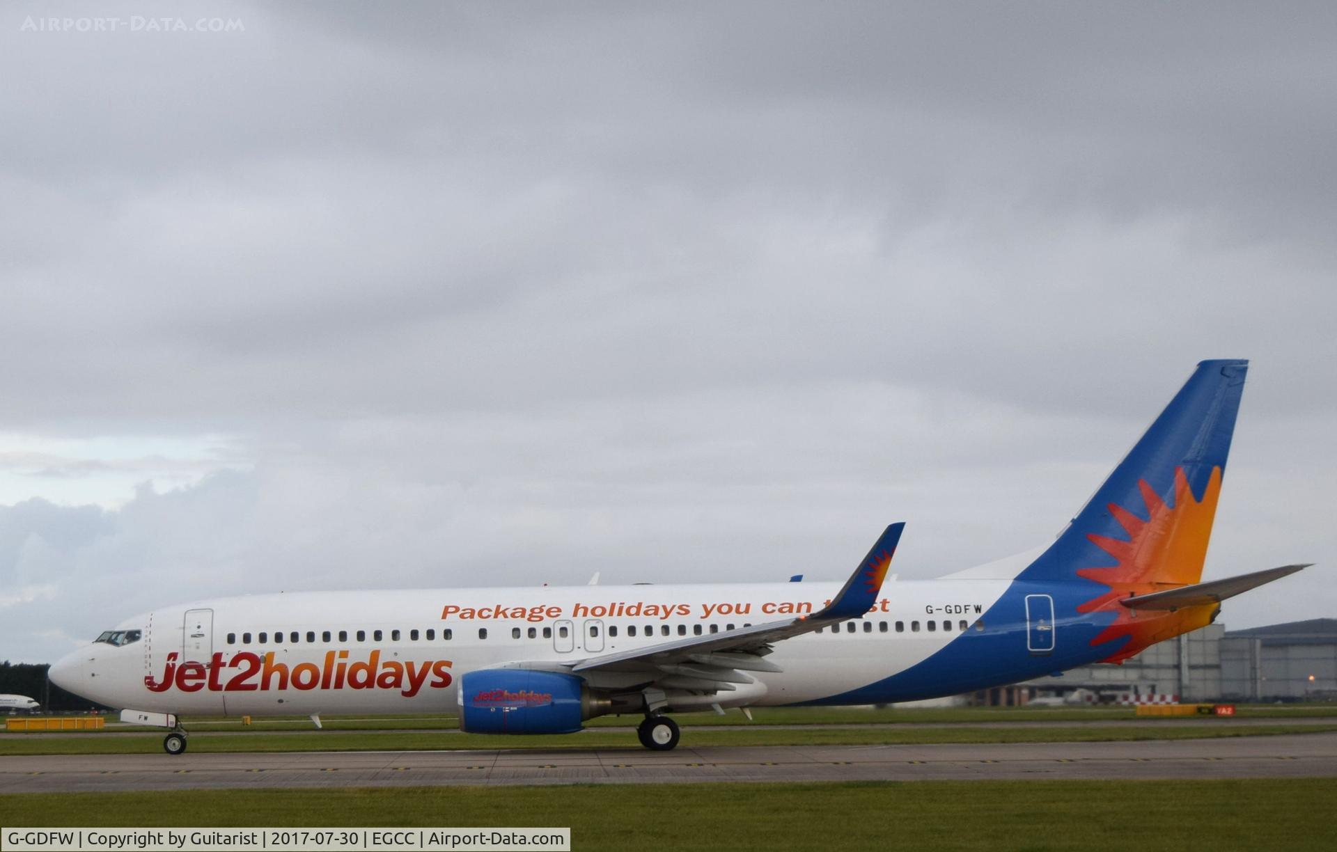G-GDFW, 2000 Boeing 737-8K5 C/N 27986, At Manchester