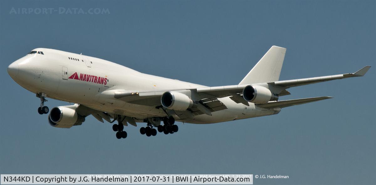 N344KD, 1992 Boeing 747-446BCF C/N 26344, Approach to 33L.