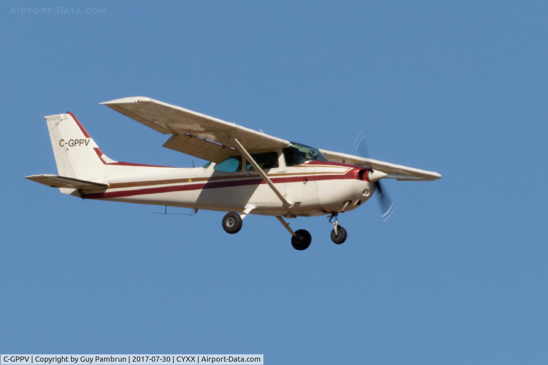 C-GPPV, 1981 Cessna 172P C/N 17274737, Landing