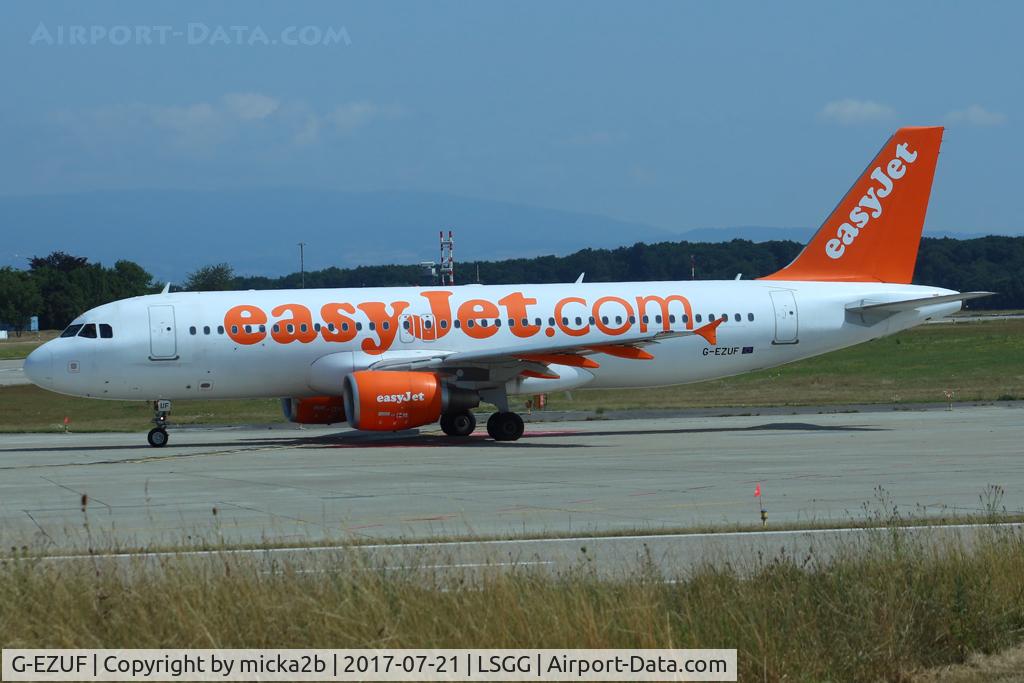 G-EZUF, 2011 Airbus A320-214 C/N 4676, Taxiing