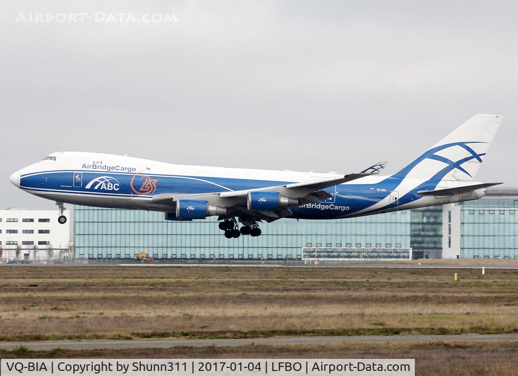 VQ-BIA, 2009 Boeing 747-4KZF (SCD) C/N 36785, Landing rwy 32R