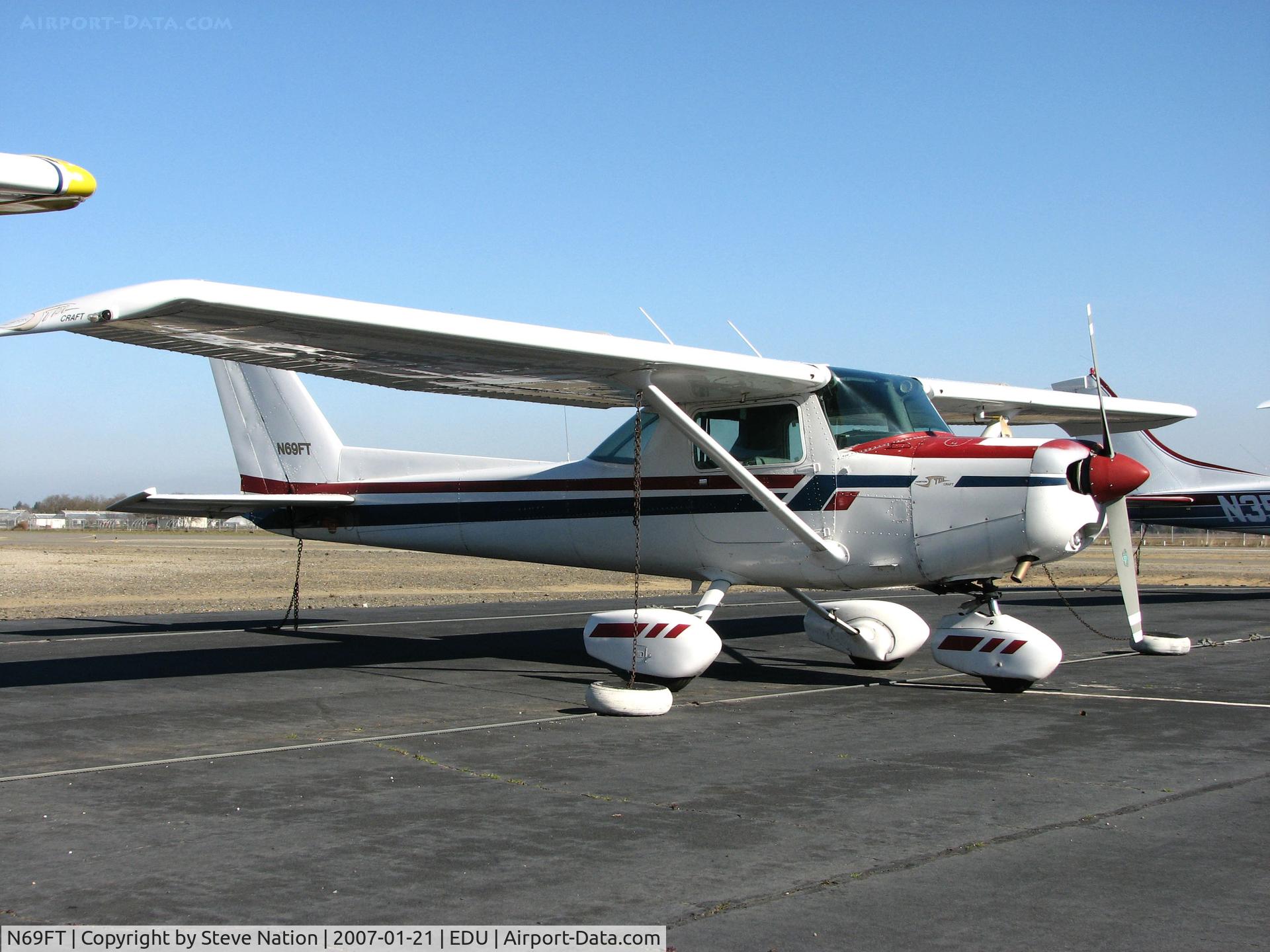 N69FT, 1978 Cessna 152 C/N 15282503, 1978 Cessna 152 in old colors with Horton STOL Craft titles on wingtip @ University Airport, Davis, CA (cancelled from USCAR 2010-01-20 as sold to Brazil)