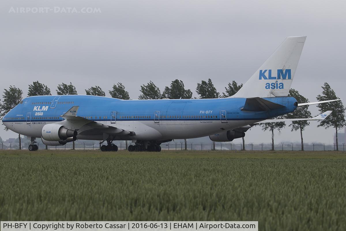 PH-BFY, 2002 Boeing 747-406BC C/N 30455, Schiphol