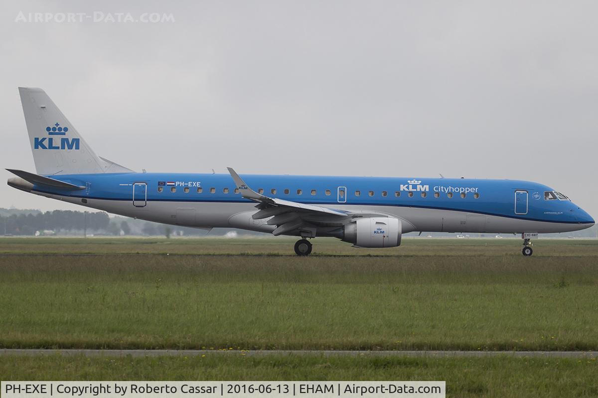PH-EXE, 2015 Embraer 190STD (ERJ-190-100) C/N 19000687, Sciphol