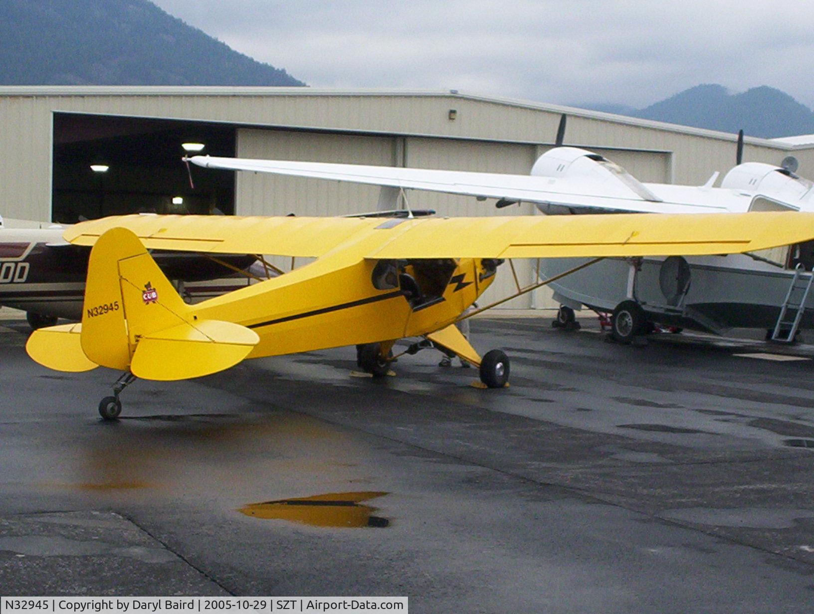 N32945, 1940 Piper J3C-65 Cub C/N 5729, Piper Cub