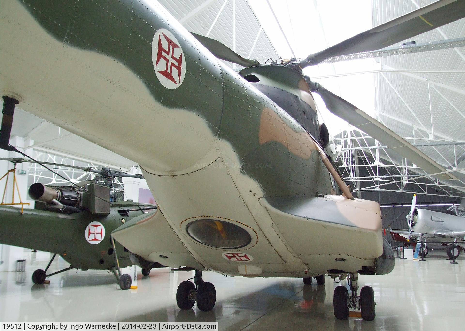 19512, Aerospatiale SA-330S Puma C/N 1065, Aerospatiale SA.330S Puma at the Museu do Ar, Sintra