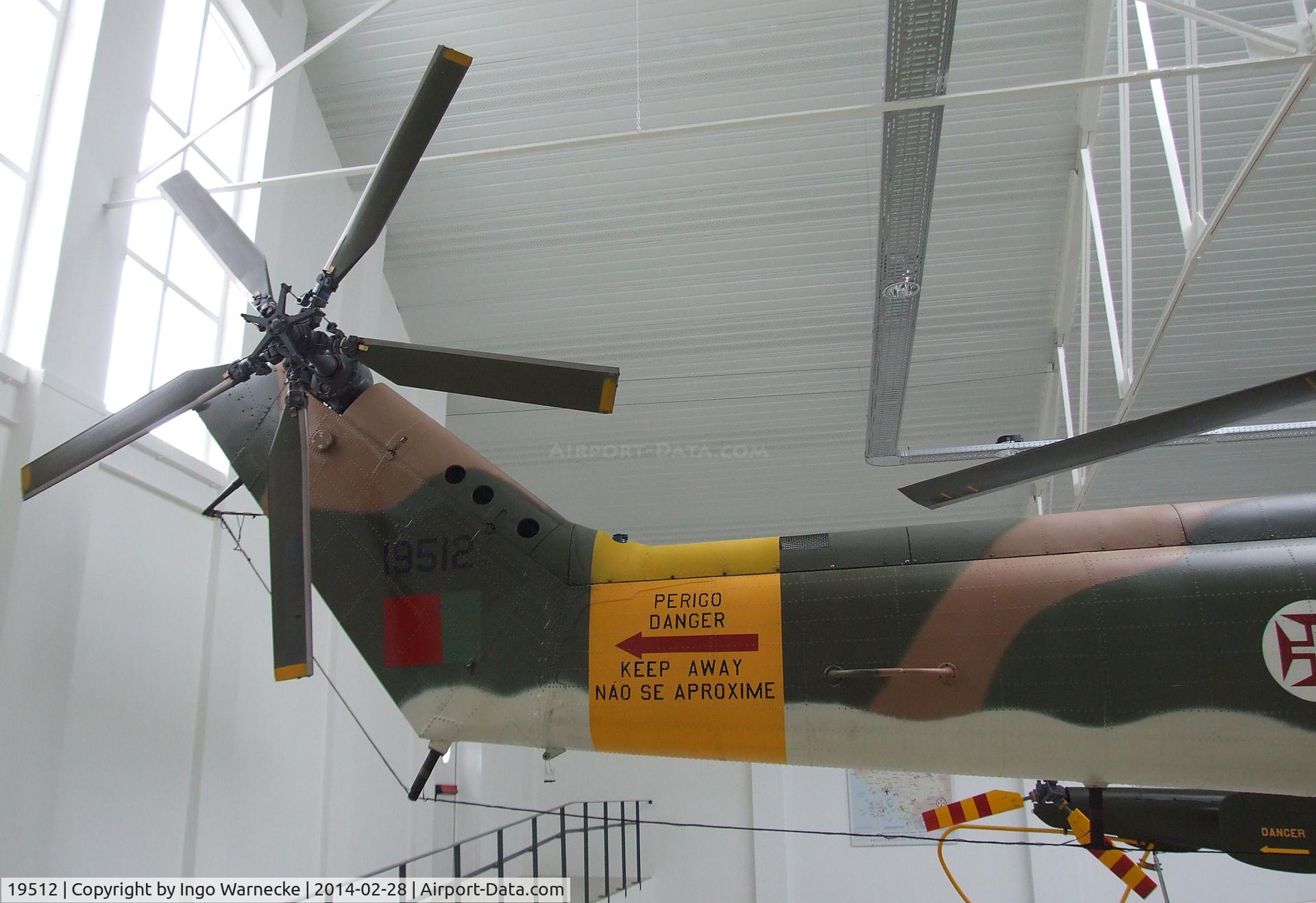 19512, Aerospatiale SA-330S Puma C/N 1065, Aerospatiale SA.330S Puma at the Museu do Ar, Sintra