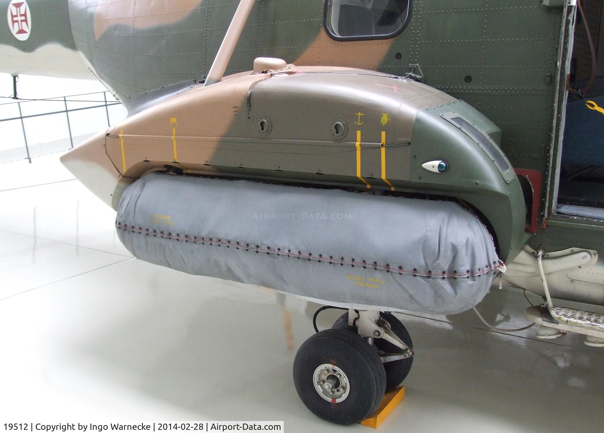 19512, Aerospatiale SA-330S Puma C/N 1065, Aerospatiale SA.330S Puma at the Museu do Ar, Sintra