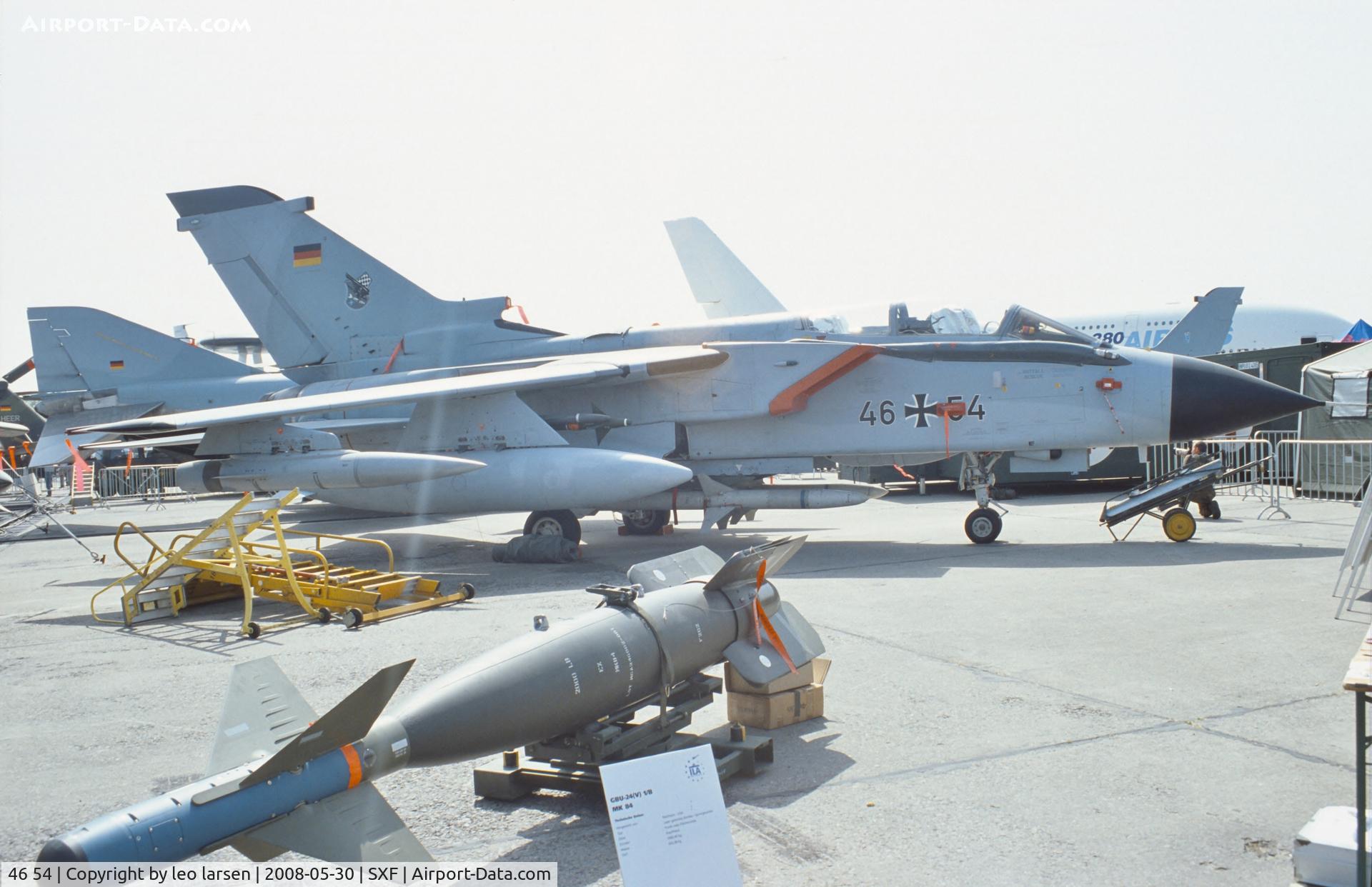 46 54, Panavia Tornado ECR C/N 898/GS287/4354, Berlin Air Show 30.5.08