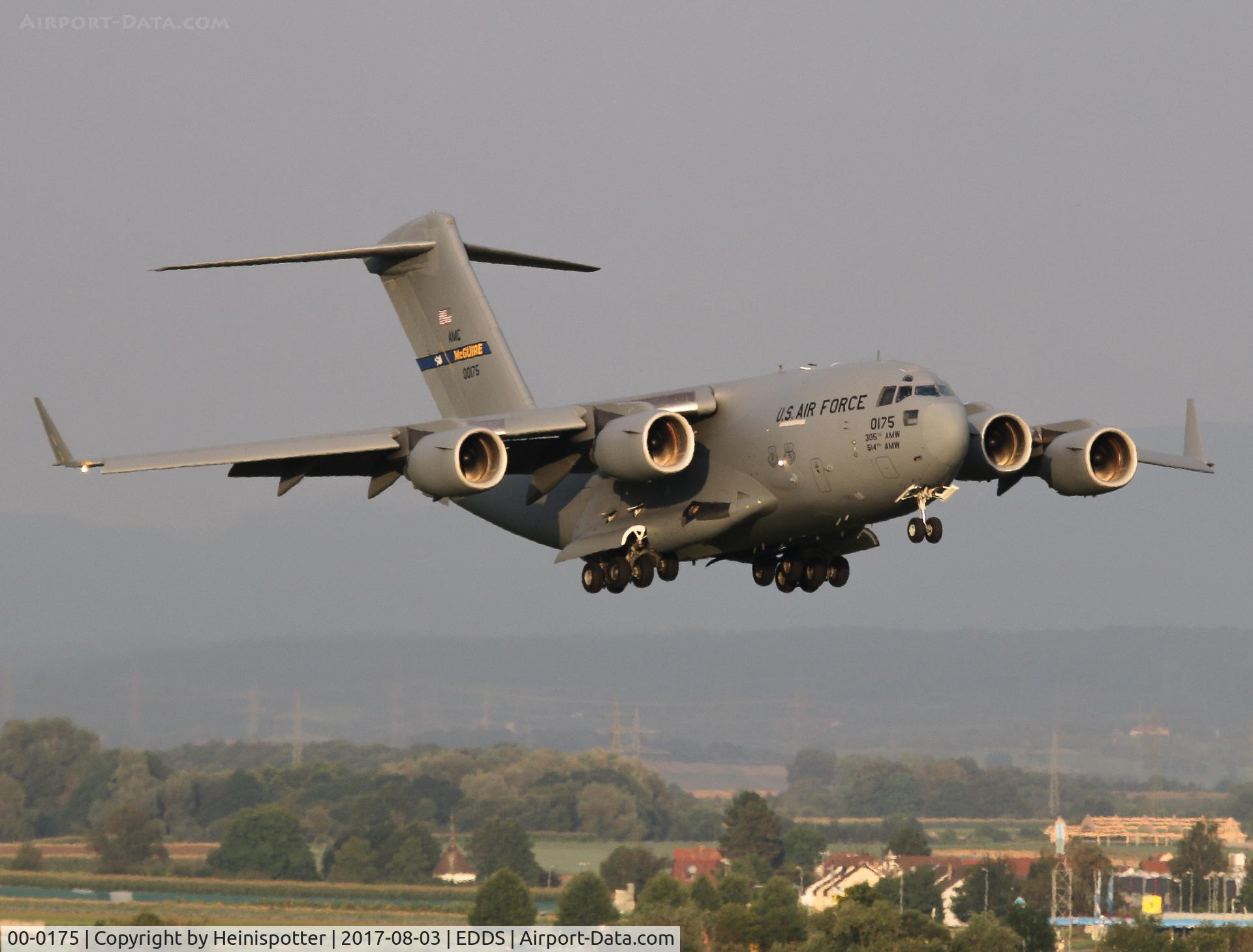 00-0175, 2000 Boeing C-17A Globemaster III C/N P-75, 00-0175 at Stuttgart Airport.