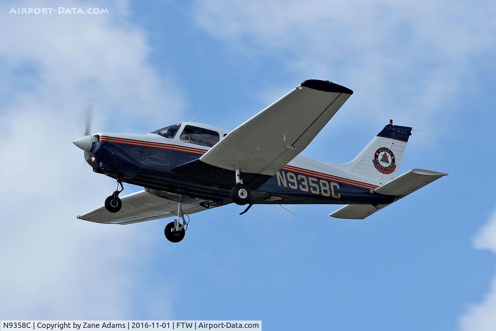 N9358C, 1978 Piper PA-28-161 C/N 28-7816466, Meacham Field - Fort Worth, TX