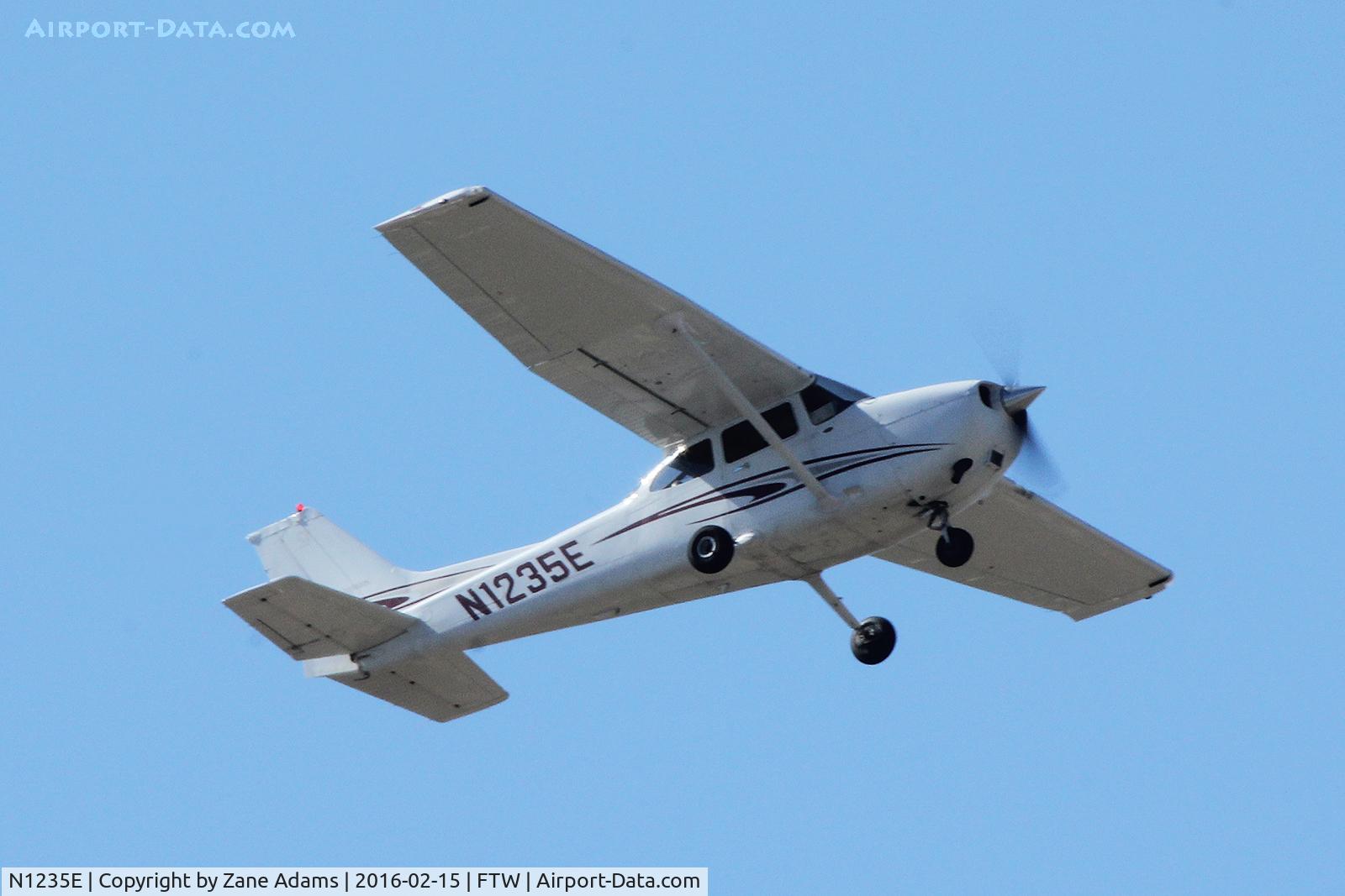 N1235E, 2005 Cessna 172S C/N 172S9847, Meacham Field - Fort Worth, TX