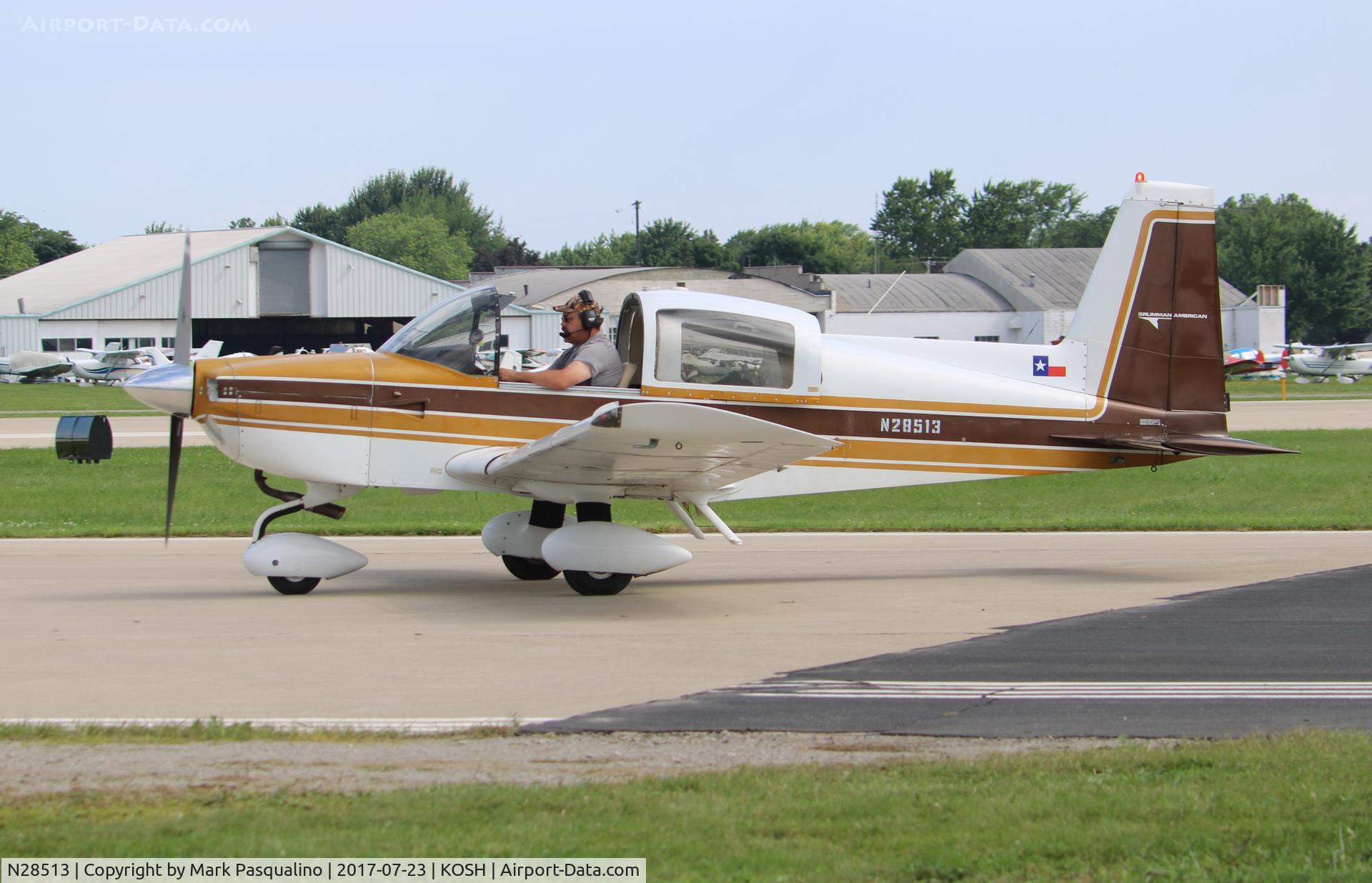N28513, Grumman American AA-5B Tiger C/N AA5B0655, AA-5B