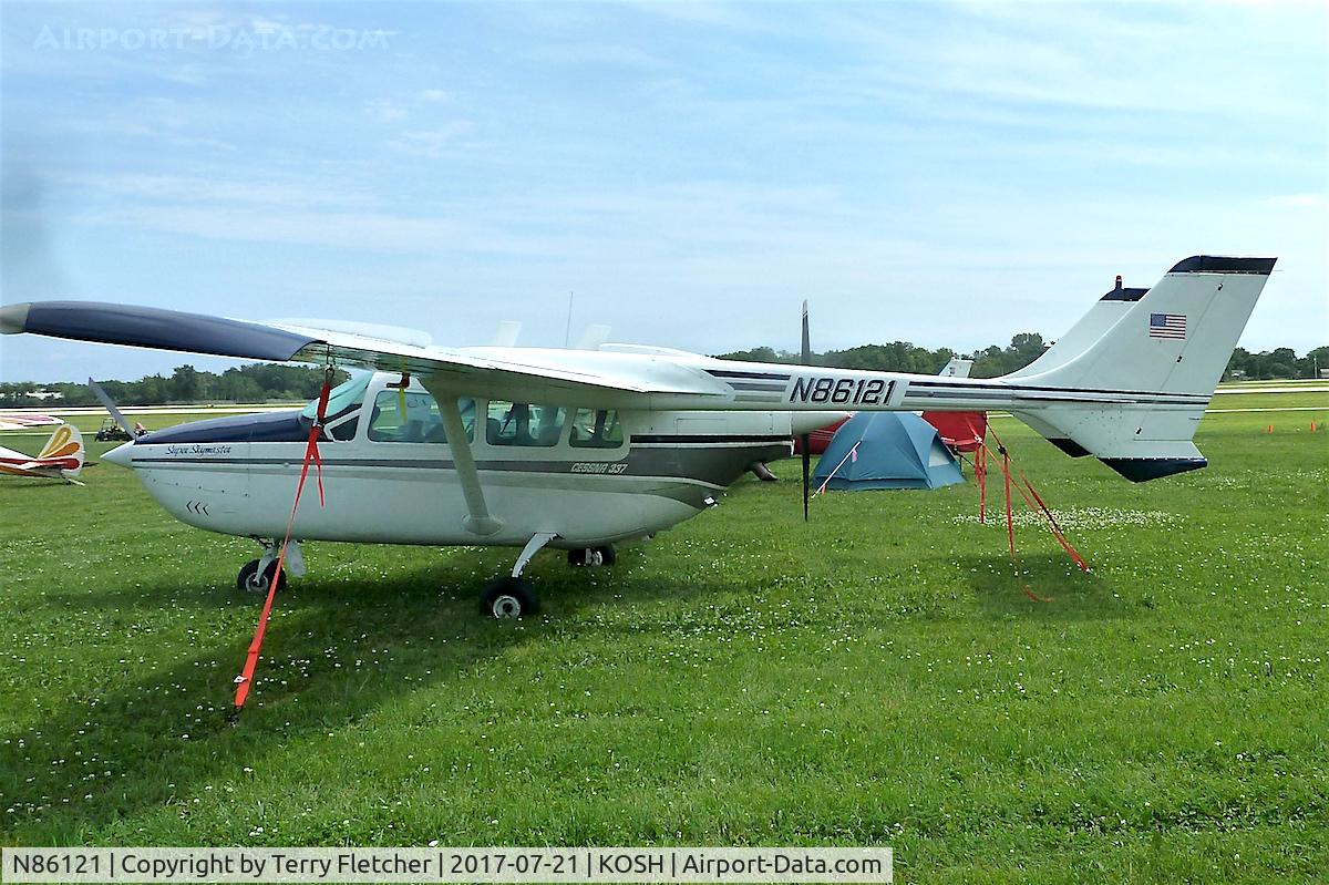N86121, 1969 Cessna T337D C/N 337-1087, At 2017 EAA AirVenture at Oshkosh