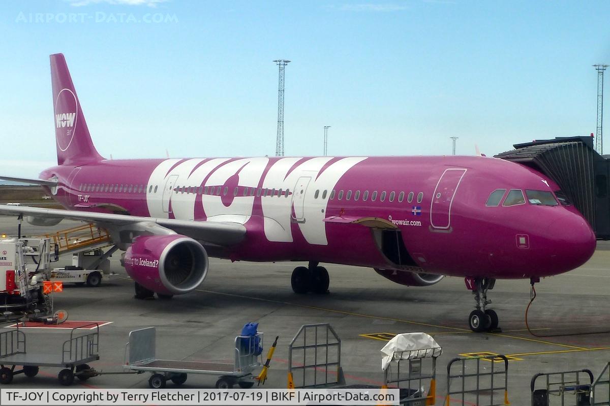 TF-JOY, 2016 Airbus A321-211 C/N 7433, At Reykjavik Airport , Iceland
