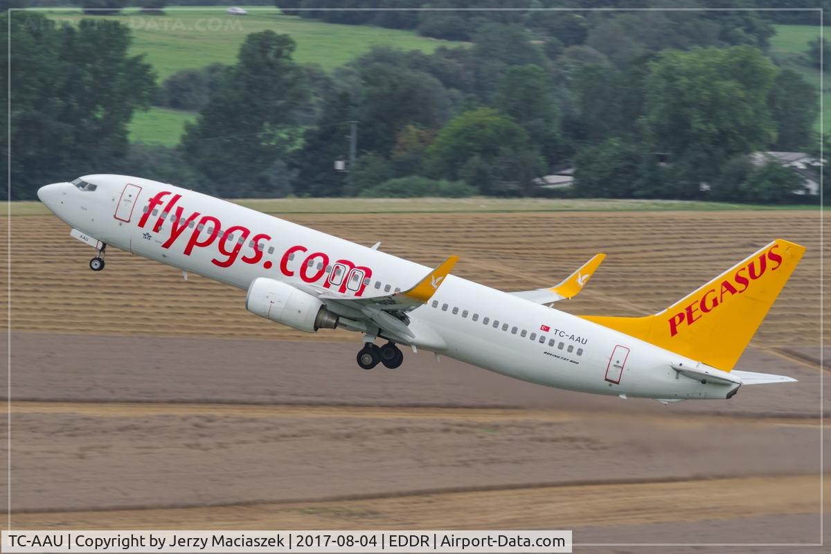 TC-AAU, 2010 Boeing 737-82R C/N 40873, 2010 Boeing 737-82R