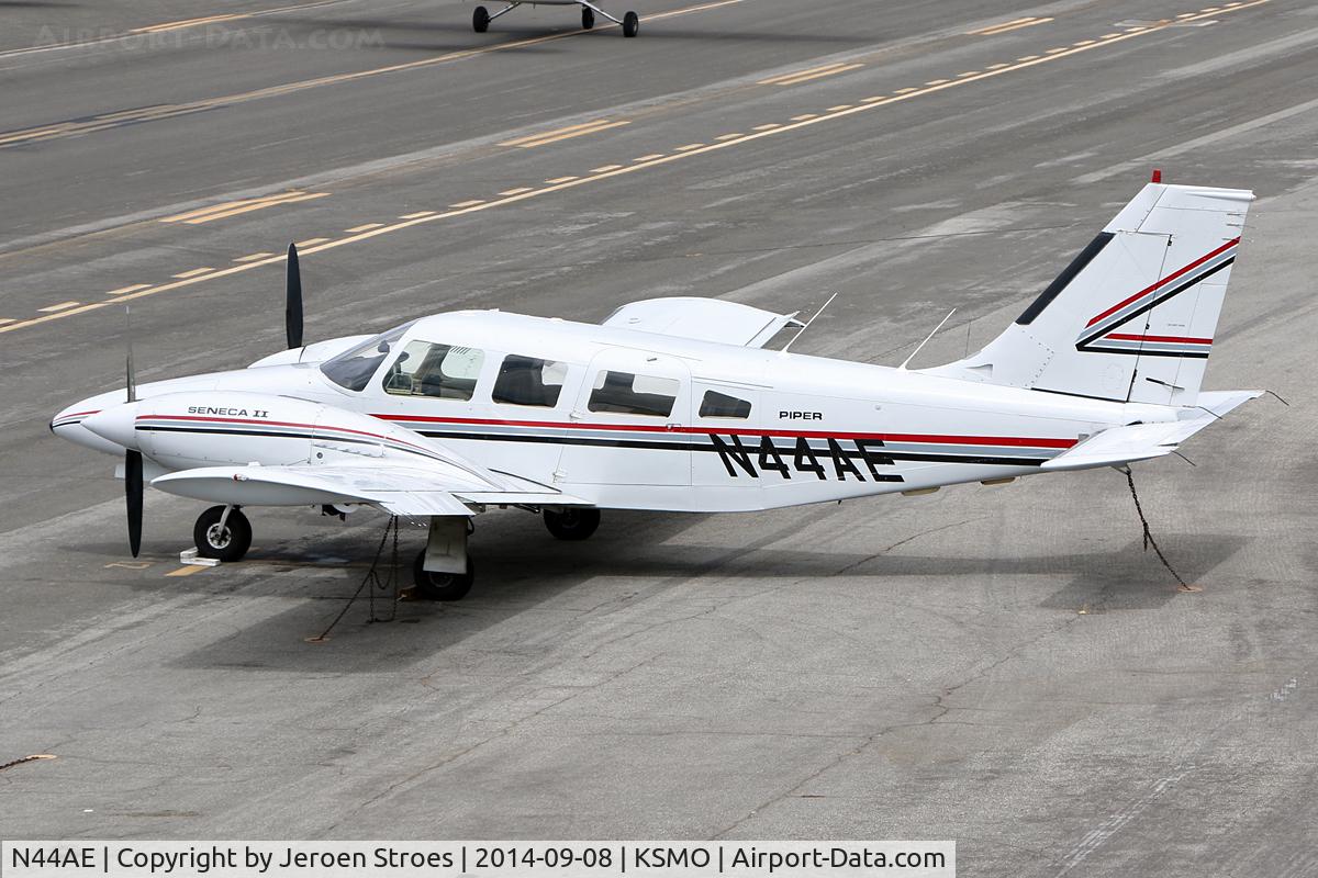 N44AE, 1978 Piper PA-34-200T Seneca II C/N 34-7870240, KSMO