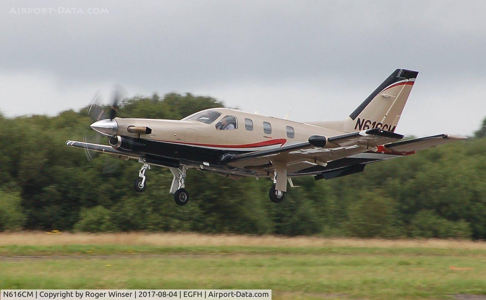 N616CM, 2010 Socata TBM-850 C/N 540, Visiting TBM-850 departing Runway 22.