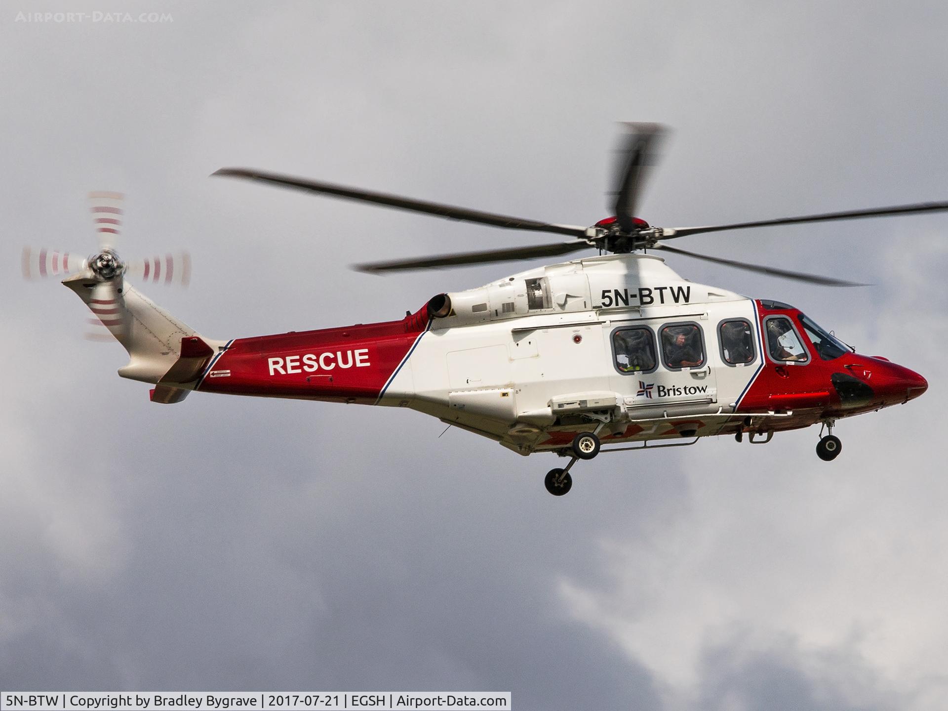 5N-BTW, AgustaWestland AW-139 C/N 41350, On approach to runway 09