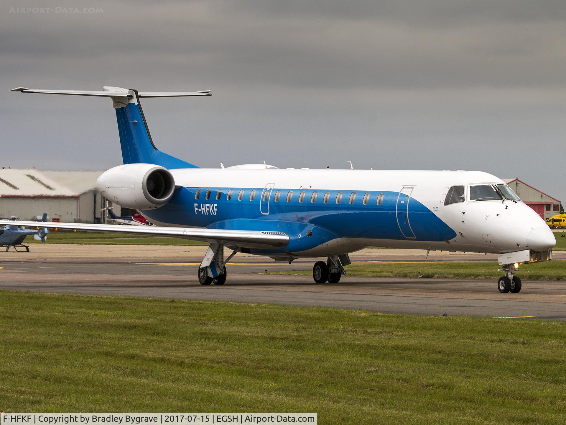 F-HFKF, 2000 Embraer ERJ-145LR (EMB-145LR) C/N 145286, Taxiing along Tango