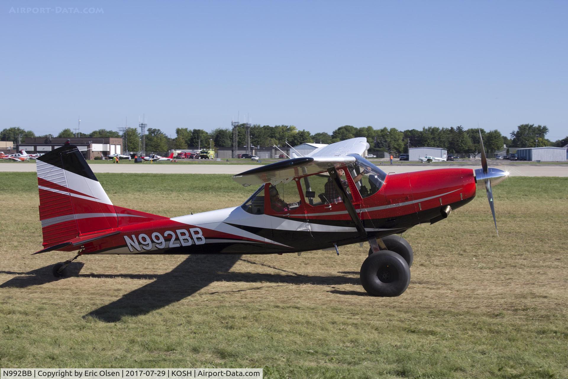 N992BB, 1976 SIAI-Marchetti SM-1019E C/N 012, Siai taxing to depart Airventure