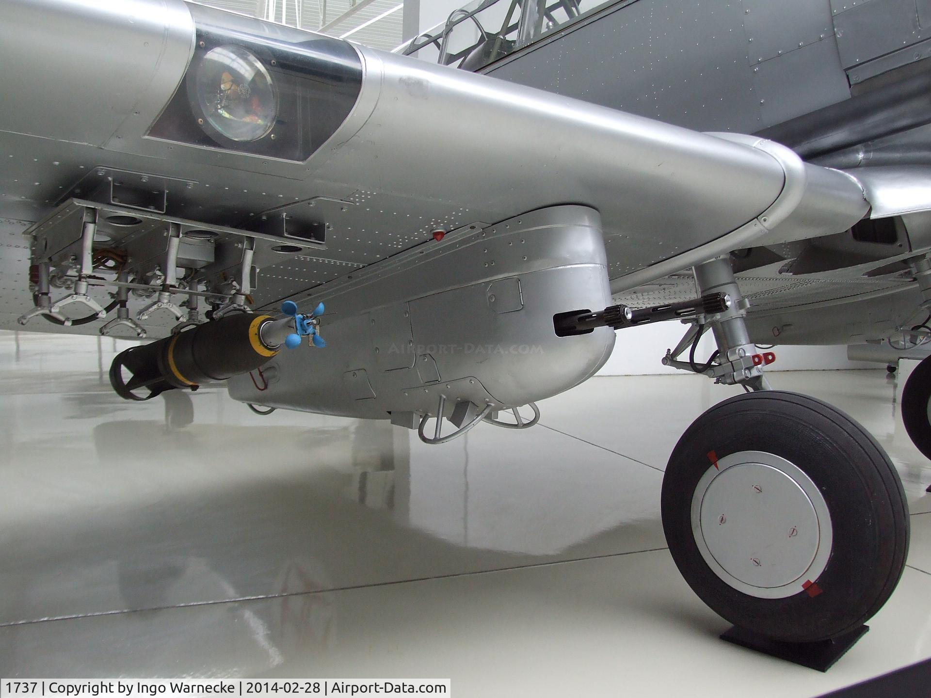 1737, 1952 Canadian Car & Foundry T-6 Harvard Mk.4 C/N CCF4-521, Canadian Car & Foundry CCF (North American T-6) Harvard Mk4 at the Museu do Ar, Sintra