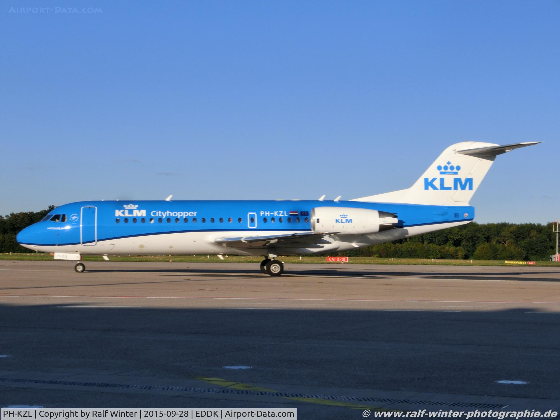 PH-KZL, 1995 Fokker 70 (F-28-0070) C/N 11536, Fokker 70 F28-0070 - WA KLC KLM Cityhopper - 11536 - PH-KZL -  28.09.2015 - CGN
