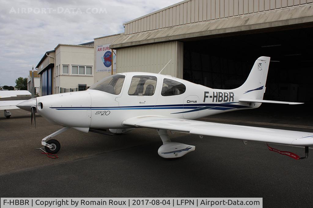F-HBBR, 2003 Cirrus SR20 C/N 1344, Parked