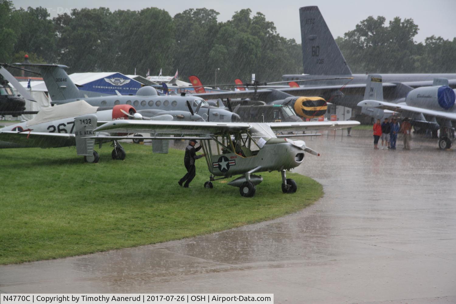 N4770C, 1949 Boeing YL-15 Scout C/N 47-0432 (20012), Boeing YL-15, c/n: 47-432, getting wet at AirVenture 2017