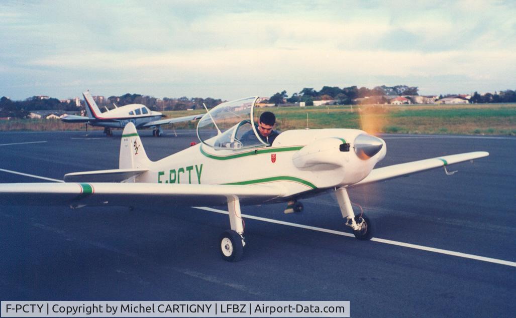 F-PCTY, 1987 Nicollier HN-433 Menestrel C/N 67, Prior a flight.