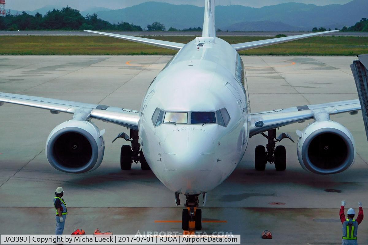 JA339J, 2011 Boeing 737-846 C/N 40354, At Hiroshima