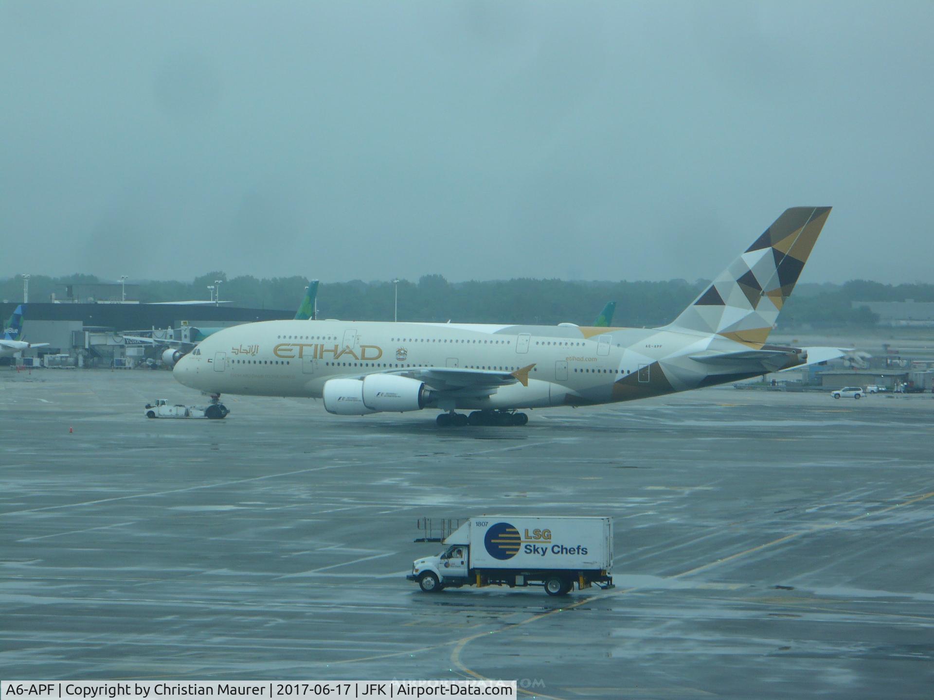 A6-APF, 2015 Airbus A380-861 C/N 195, Airbus A380