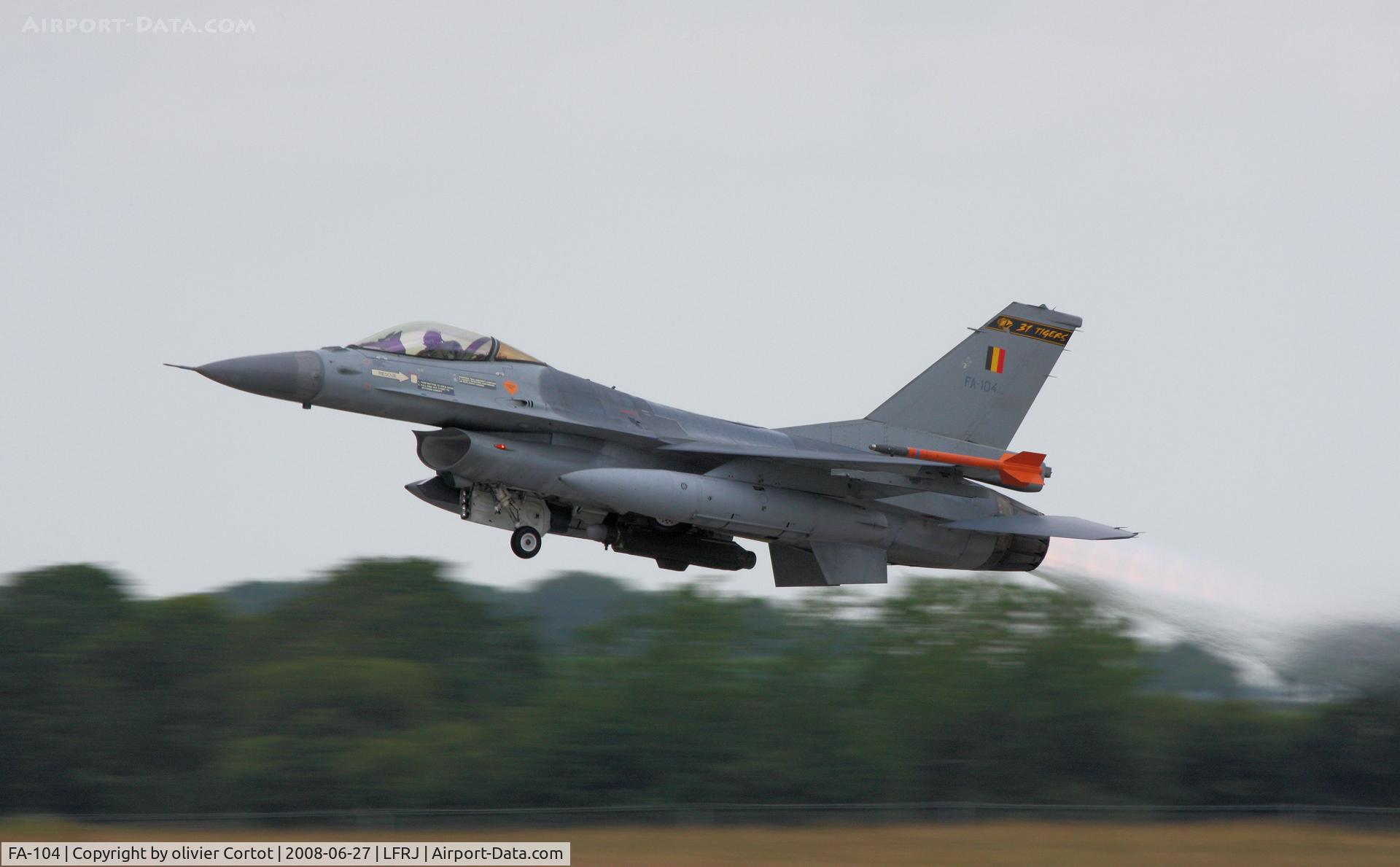 FA-104, 1987 SABCA F-16AM Fighting Falcon C/N 6H-104, taking off from Landivisiau