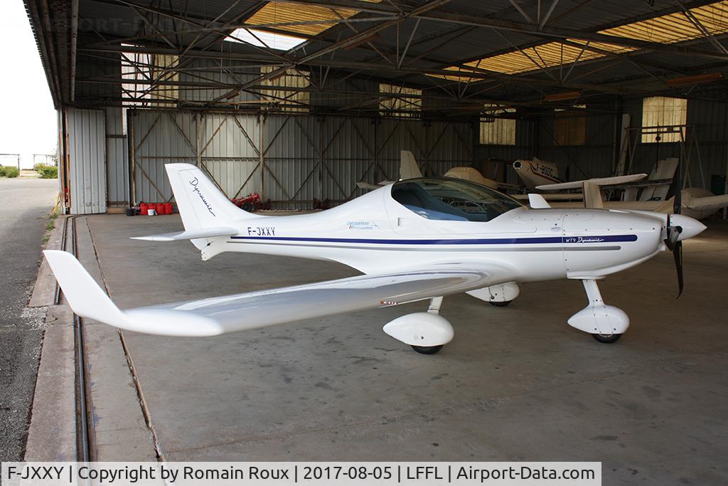 85-WP, 2008 Aerospool WT-9 Dynamic C/N DY245/2008, Parked