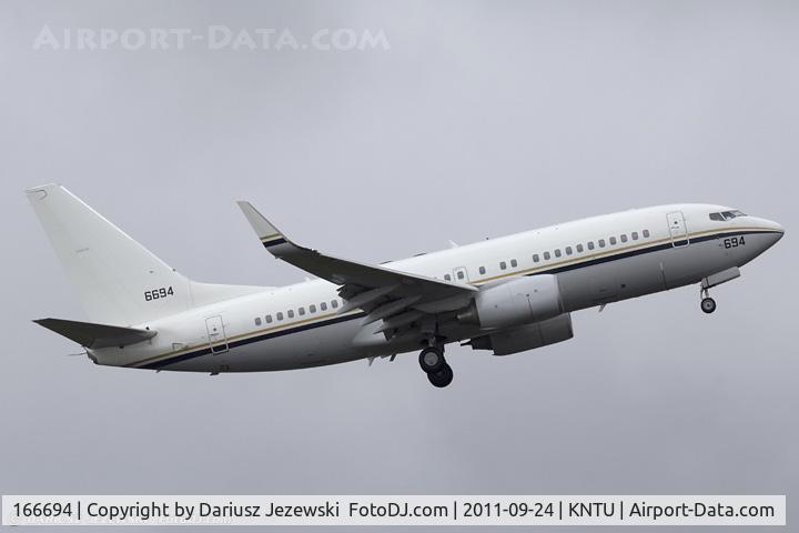 166694, 2010 Boeing C-40A Clipper C/N 40573, C-40A Clipper 166694 694 from VR-59 The Lone Star Express NASJRB Ft. Worth,TX