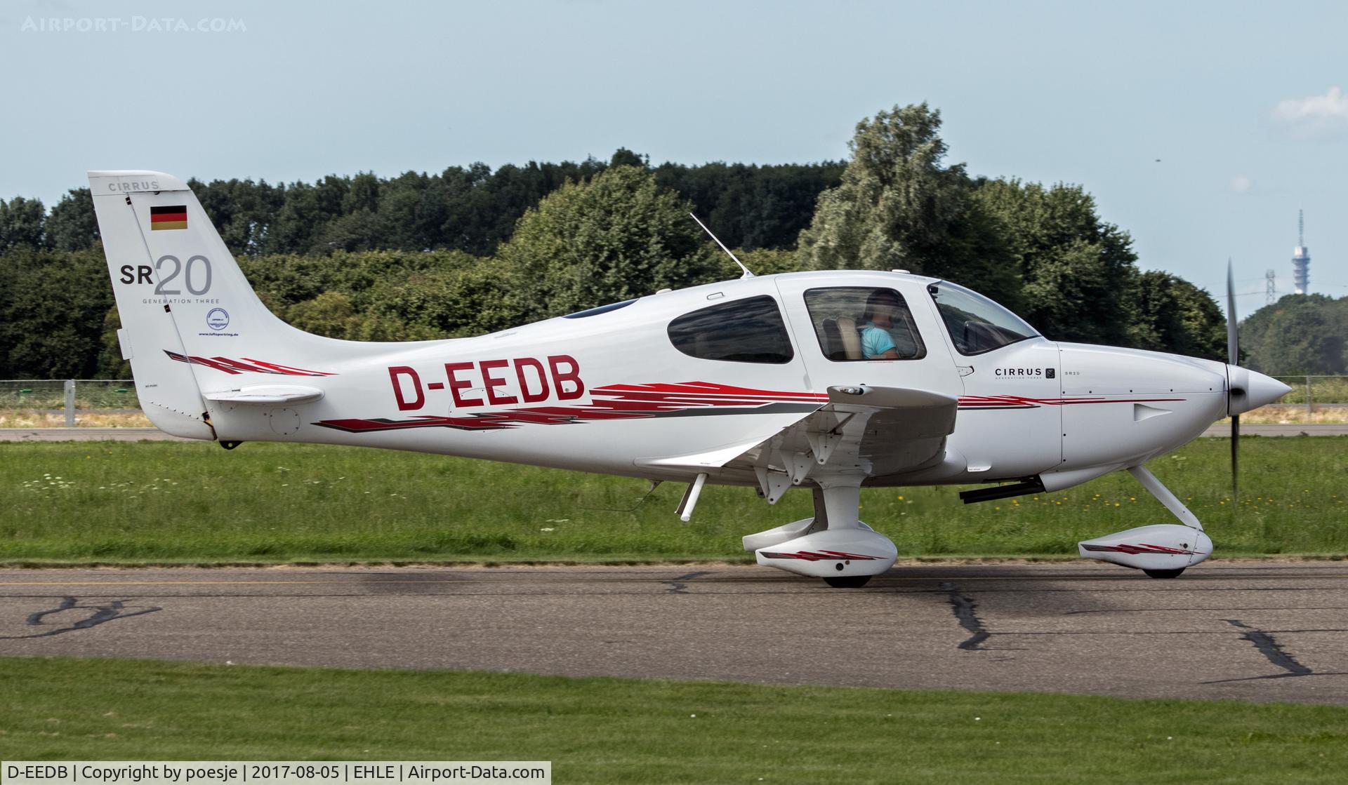 D-EEDB, Cirrus SR20 G3 C/N 2015, D-EEDB