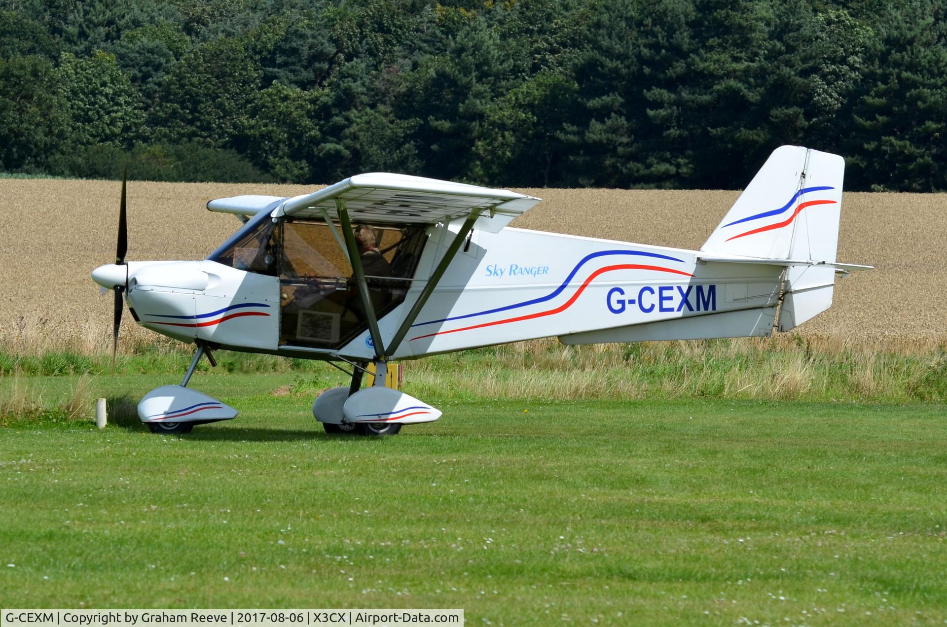 G-CEXM, 2007 Skyranger Swift 912S(1) C/N BMAA/HB/556, Just landed at Northrepps.