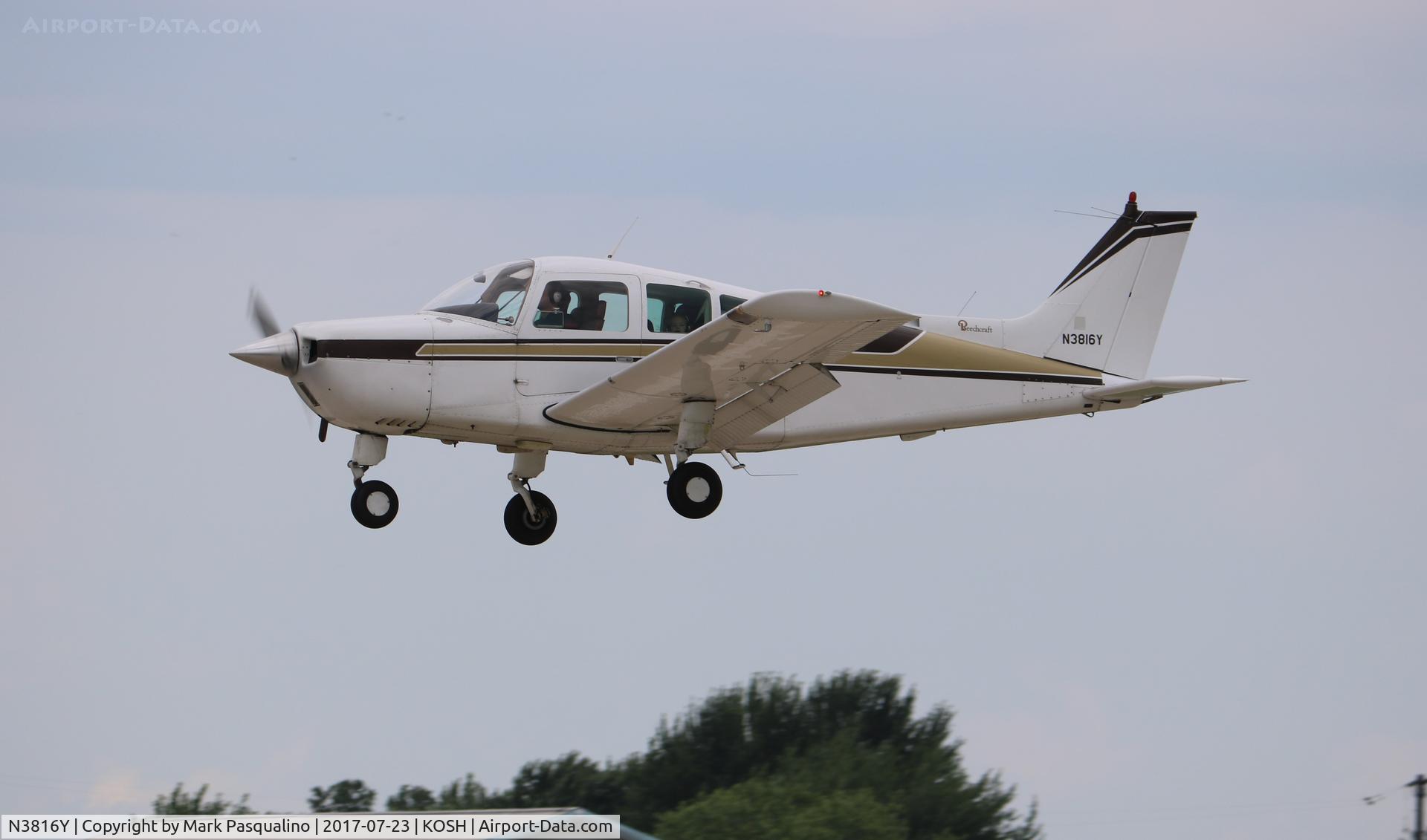N3816Y, 1981 Beech C23 Sundowner 180 C/N M-2304, Beech C23