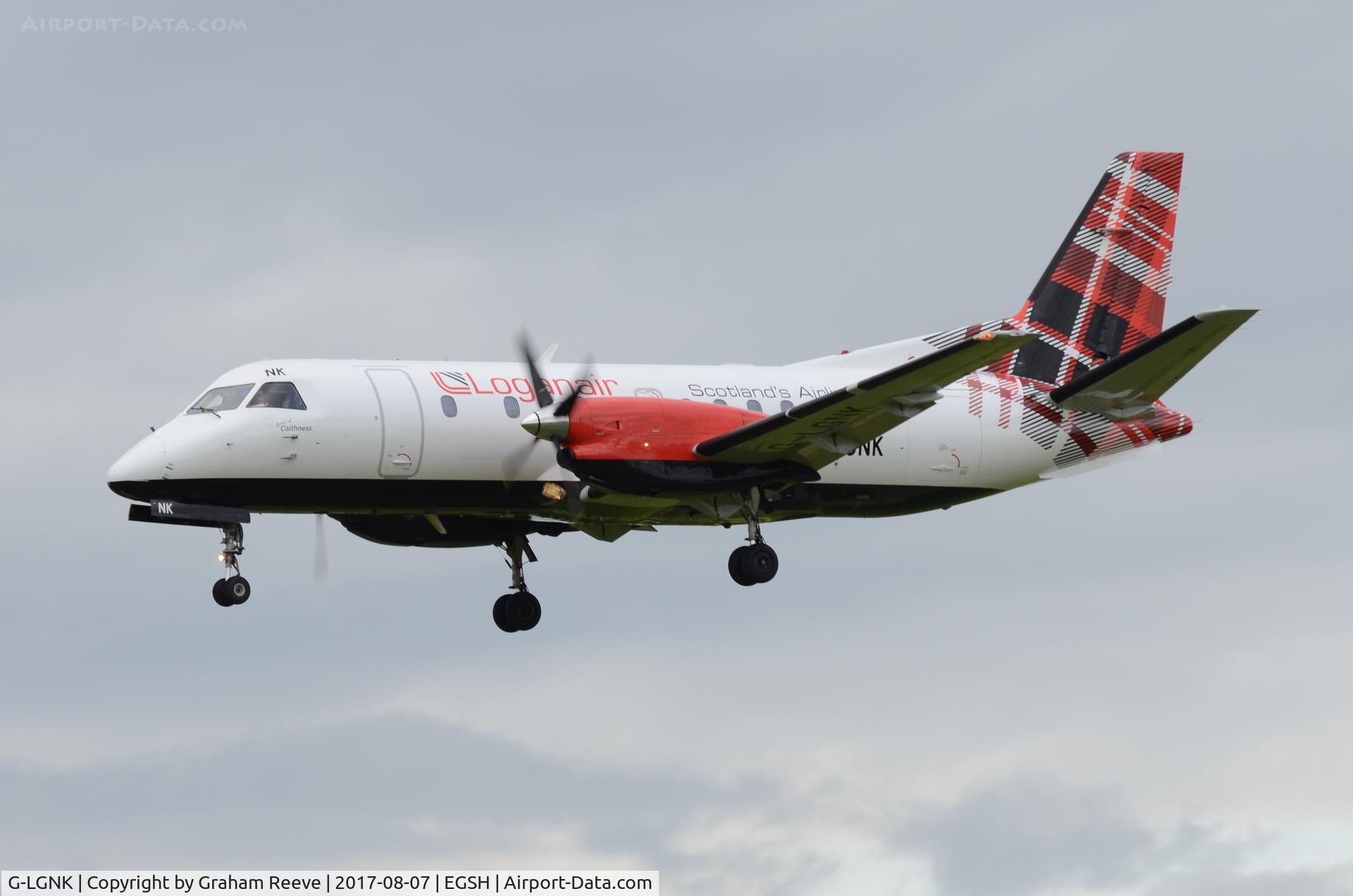 G-LGNK, 1990 Saab 340B C/N 340B-185, Landing at Norwich.