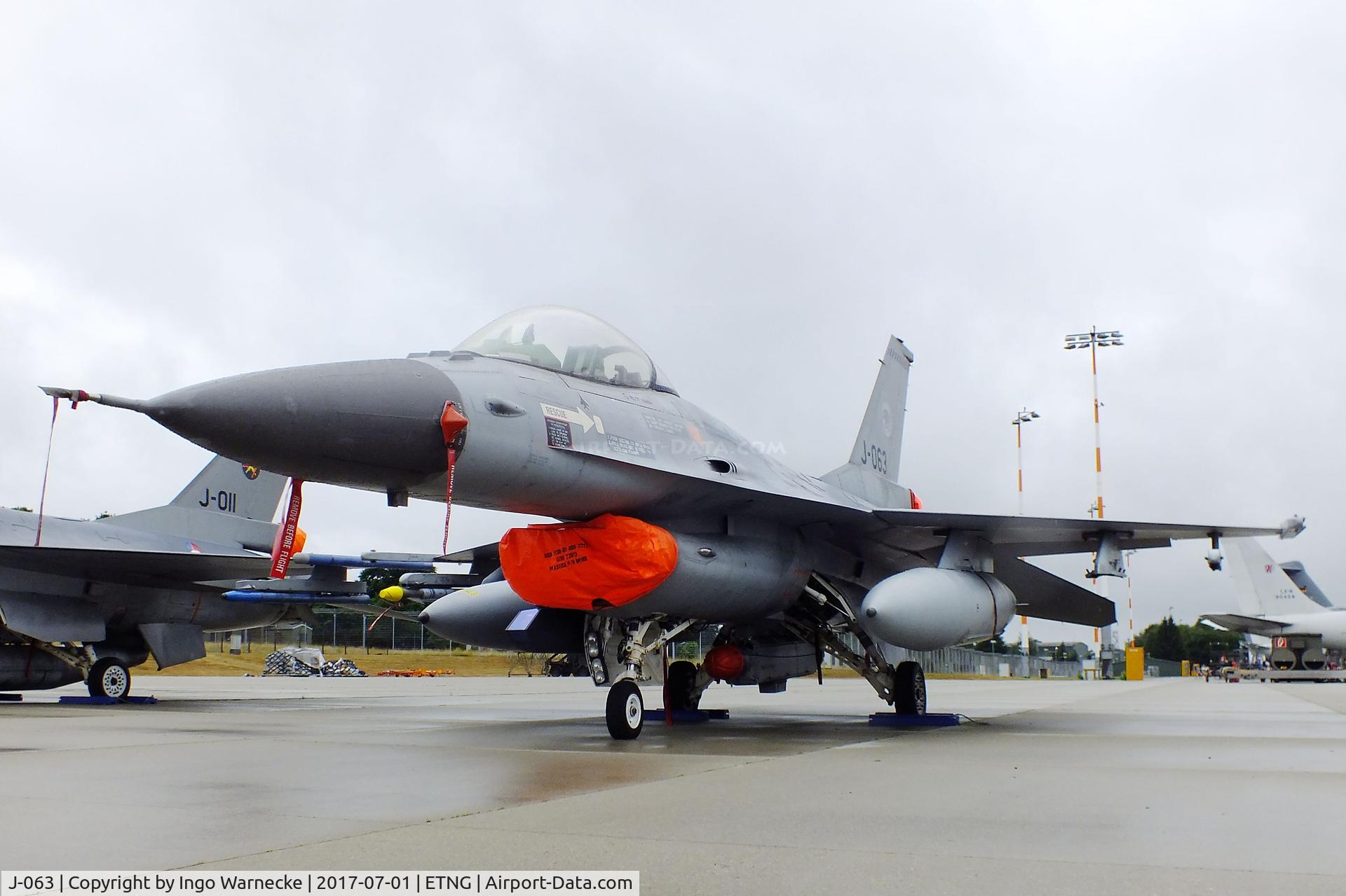 J-063, Fokker F-16AM Fighting Falcon C/N 6D-146, General Dynamics (Fokker) F-16AM Fighting Falcon of the KLu at the NAEWF 35 years jubilee display Geilenkirchen 2017
